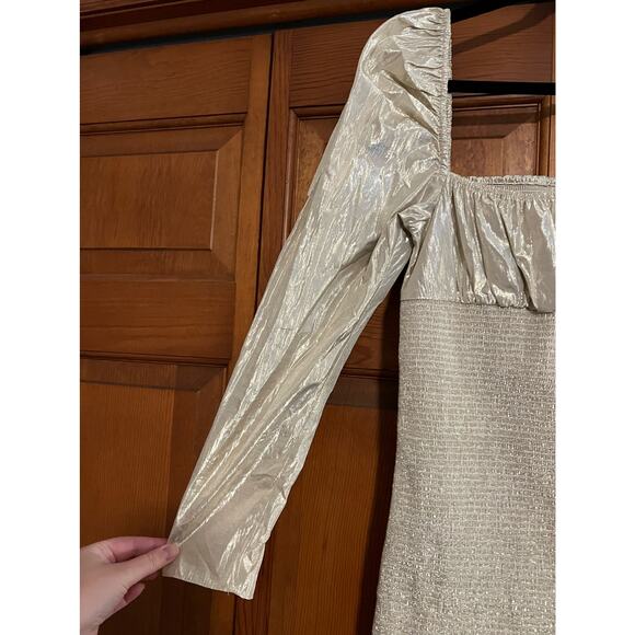 Aritzia Wilfred Smocked Metallic Bodycon Ballad Mini Dress Puff Sleeve Gold SZ M - Picture 4 of 10